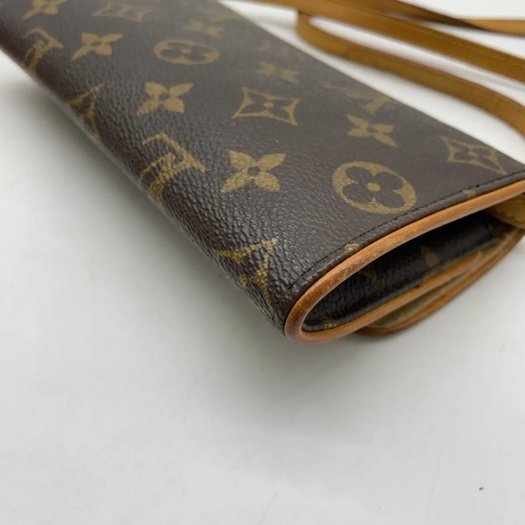 Auth Louis Vuitton Monogram Pochette Twin PM Shoulder Bag GUC - Picture 10 of 16